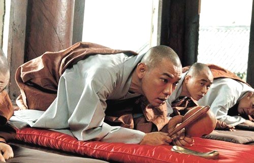 부처님 오신날 특집 영화 달마야 놀자 정보, 조폭이 스님으로 둔갑한 2000년대 한국 코미디 (출연진 관람평)