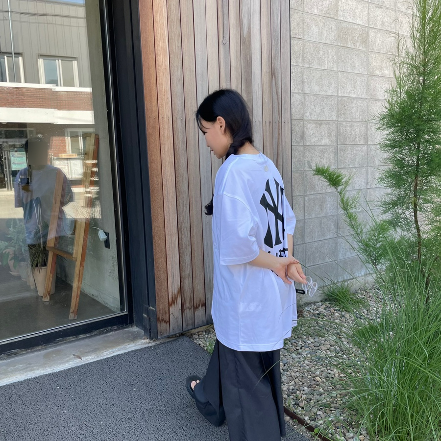 여성 반팔티 MLB 여자 티셔츠 하나로 여름코디 OOTD