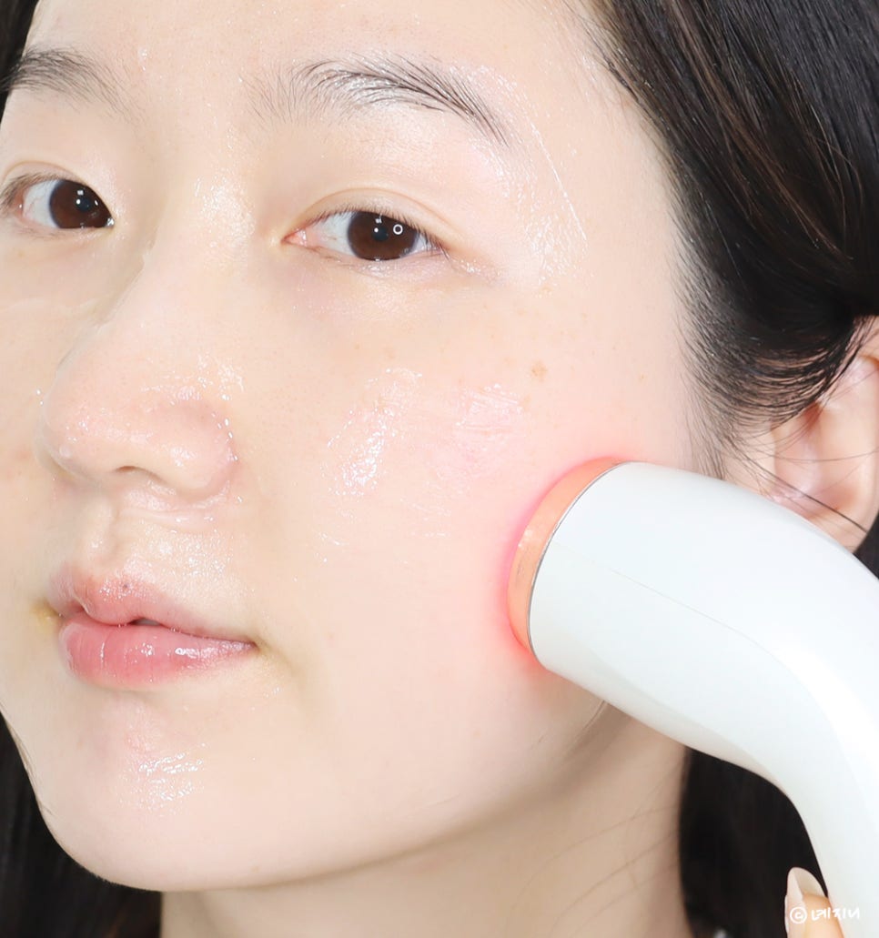 피부탄력관리 토탈케어 가능한 얼굴리프팅기계