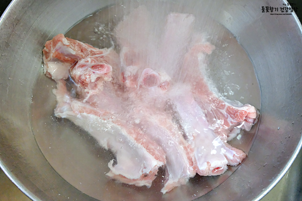 등갈비 김치찜 레시피 등갈비찜 묵은지 돼지고기 김치찜