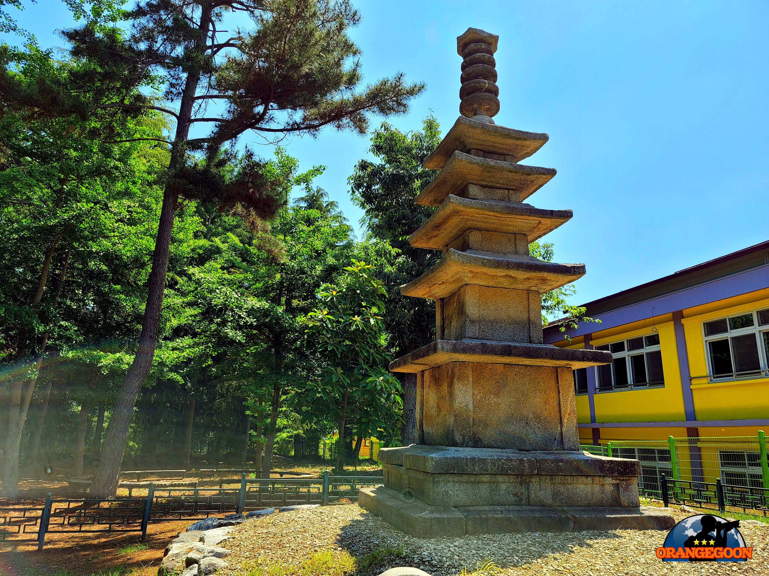 (전북 군산 / 군산 발산리 오층석탑, 군산 발산리 석등) 우리가 주목해야할 군산 발산리의 유적. 발산초등학교 뒤에 숨겨진 대한민국의 보물