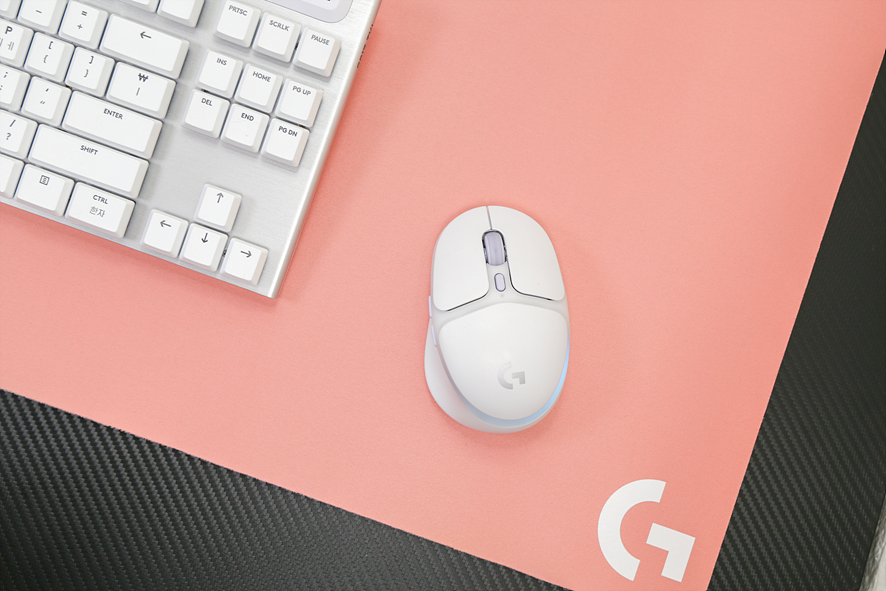 작은 손을 위한 무선 게이밍 마우스 로지텍 G705 주요 특징은?