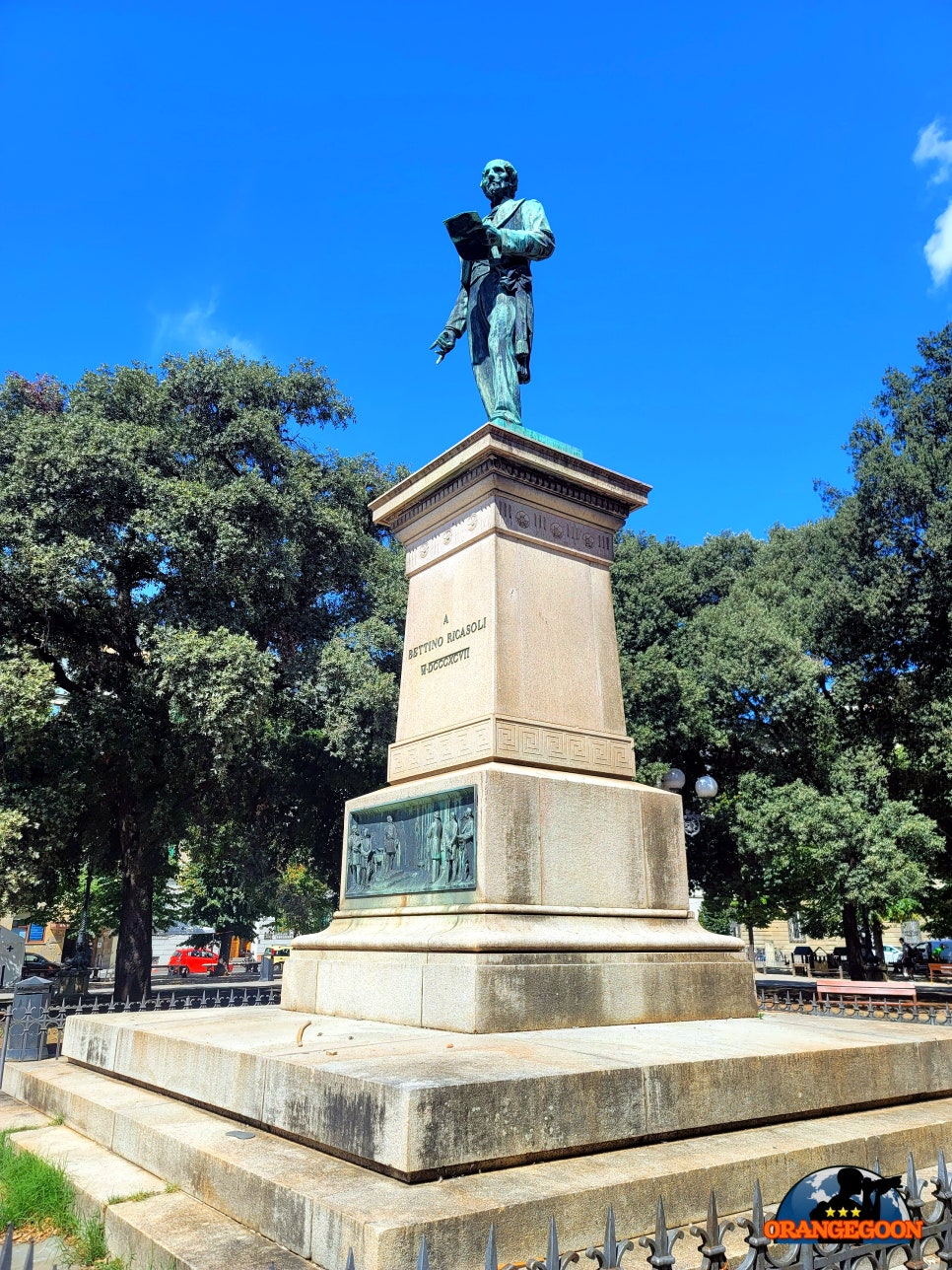 (이탈리아 피렌체 / 독립광장) 베티노 리카솔리, 우발디노 페루치의 동상이 세워져 있는 작은 광장. 인디펜덴차 광장 Piazza della Indipendenza