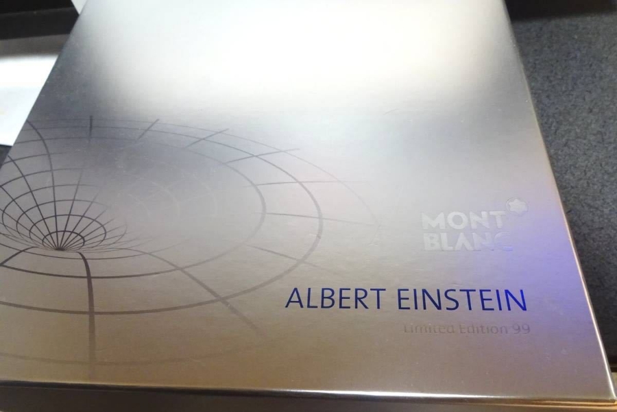 엄청나게 비싼 만년필, 몽블랑 아인슈타인 리미티드 에디션