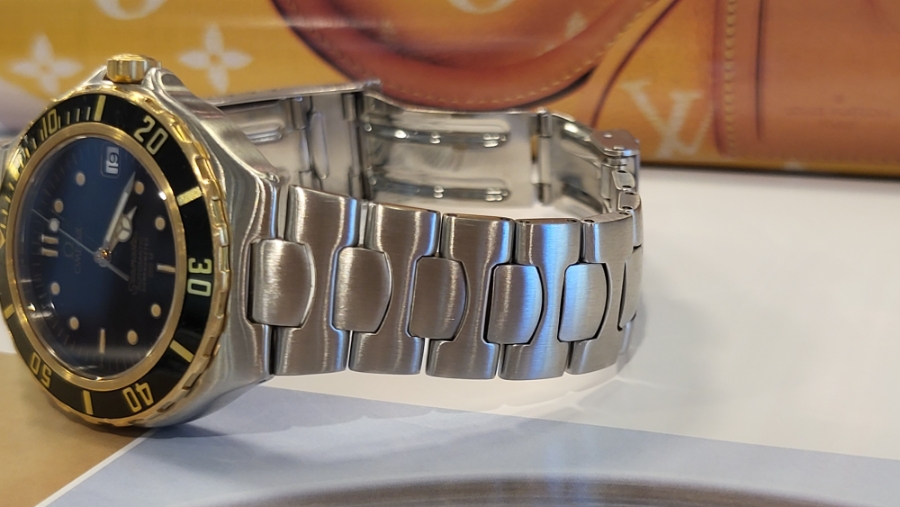 오메가 씨마스터200 프리본드 오토매틱 콤비 시계 판매합니다