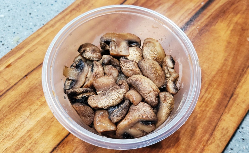 버섯볶음밥 만들기 양송이버섯 요리 냉동보관법