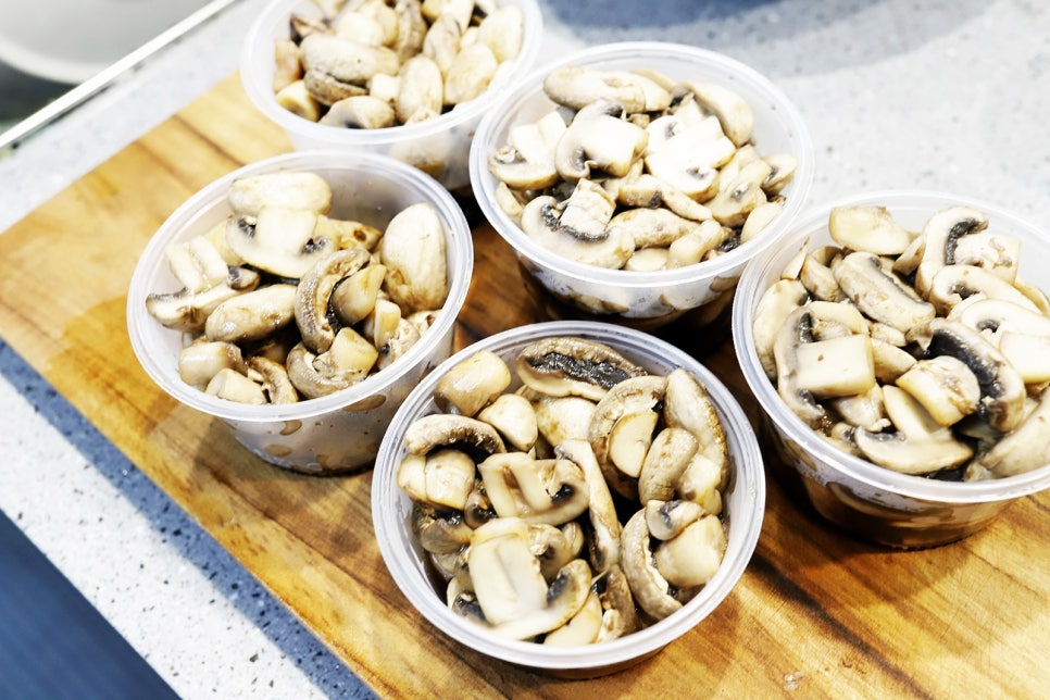 버섯볶음밥 만들기 양송이버섯 요리 냉동보관법