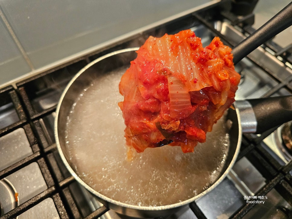 백종원 김치찌개 맛있게 끓이는법 돼지고기 목살 신김치 활용