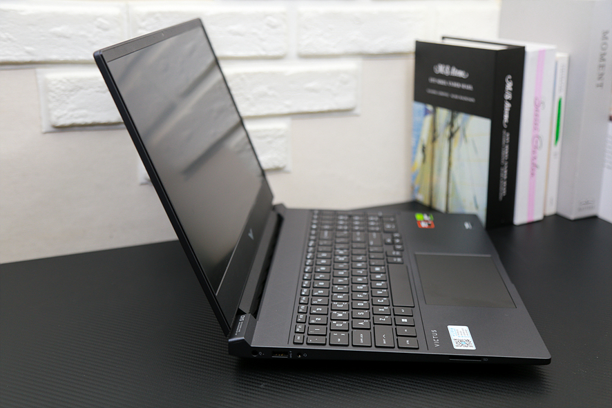 15인치 고성능 게이밍 노트북 추천 RTX 4050 탑재한 고사양 HP 노트북 빅터스 15-fb2021AX