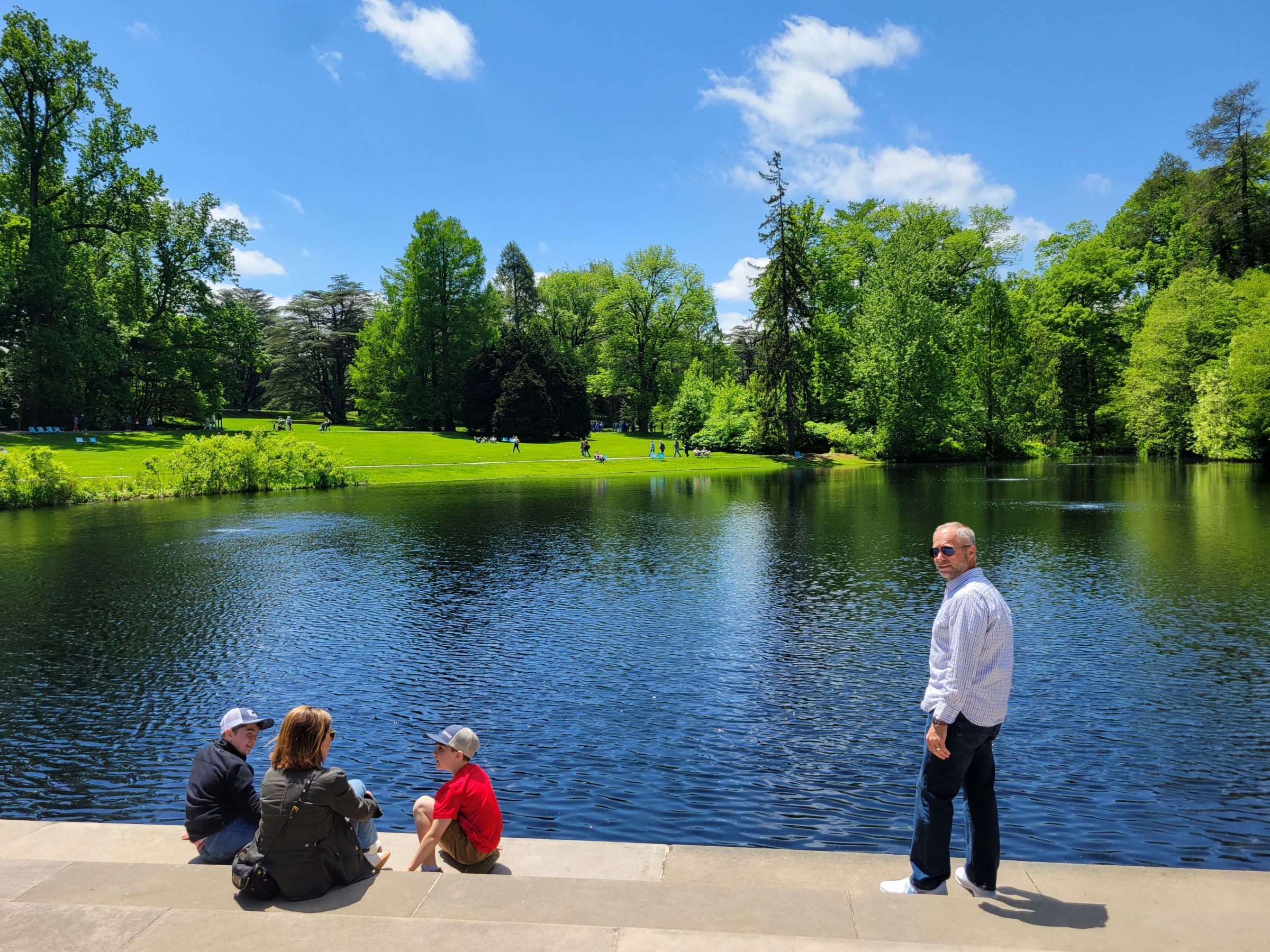 펜실베니아 필라델피아 인근에 미국의 가장 크고 유명한 사설 정원인 롱우드 가든(Longwood Gardens)
