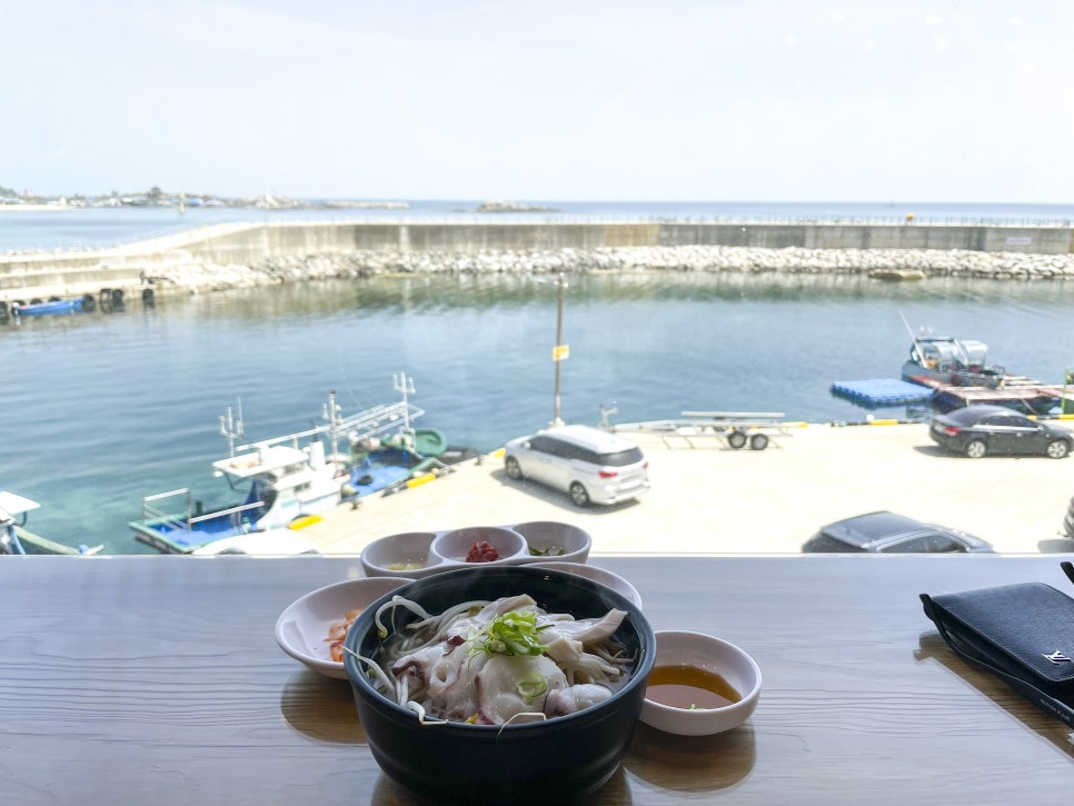 강원도 고성 맛집 베짱이 문어국밥 후기 !