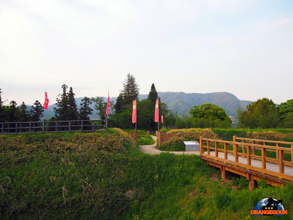 (일본 군마 / 나구루미 성터) 도요토미 히데요시의 오다와라 정벌과 관련된곳. 사나타 마사유키가 누마타 성을 손에 넣기 위해서 만든 곳