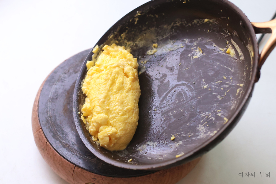 호텔 오믈렛 만들기 계란 치즈 오믈렛 레시피 간단한 아침식사 메뉴
