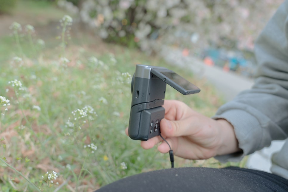 손떨방 강화! 브이로그 전용 올인원 컴팩트 카메라 캐논 파워샷 V10 펌웨어 업데이트 알아보기