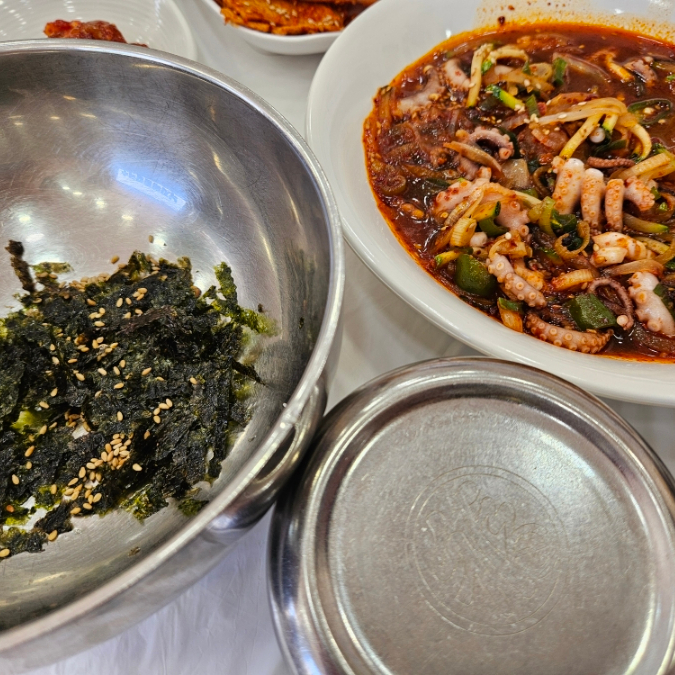 거제 바람의언덕 맛집 해물칼국수전문 '대박난맛집 학동점'