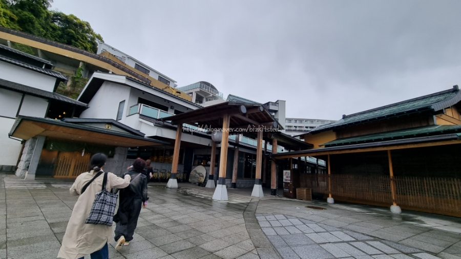 [엄마랑 딸셋 후쿠오카 여행 Day2] 우키하 이나리신사 & 벳푸 칸나와엔 체크인