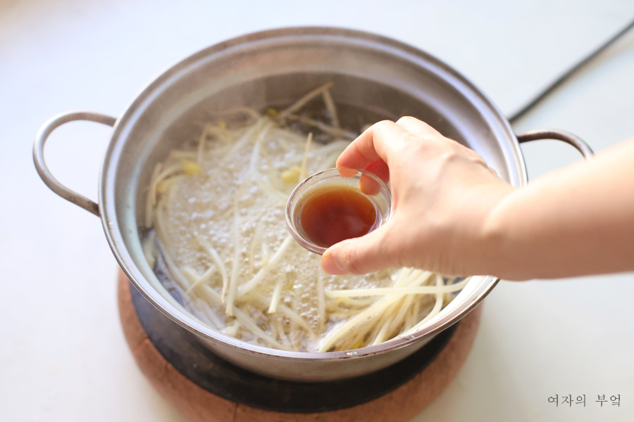 맑은 콩나물국 끓이는법 간단 콩나물국 레시피 끓이기