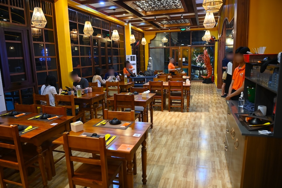 푸꾸옥 맛집 똠하우스 후기 즈엉동 야시장 근처 해산물 베트남 음식