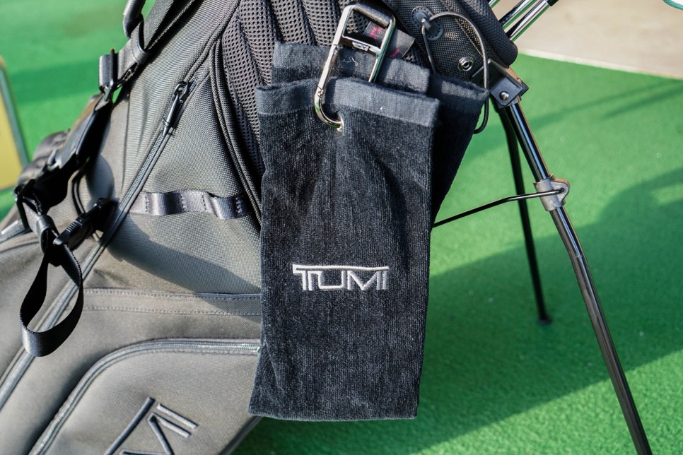 투미(TUMI) 스탠드백 골프백 추천 골프 라운딩에서 뽐내기
