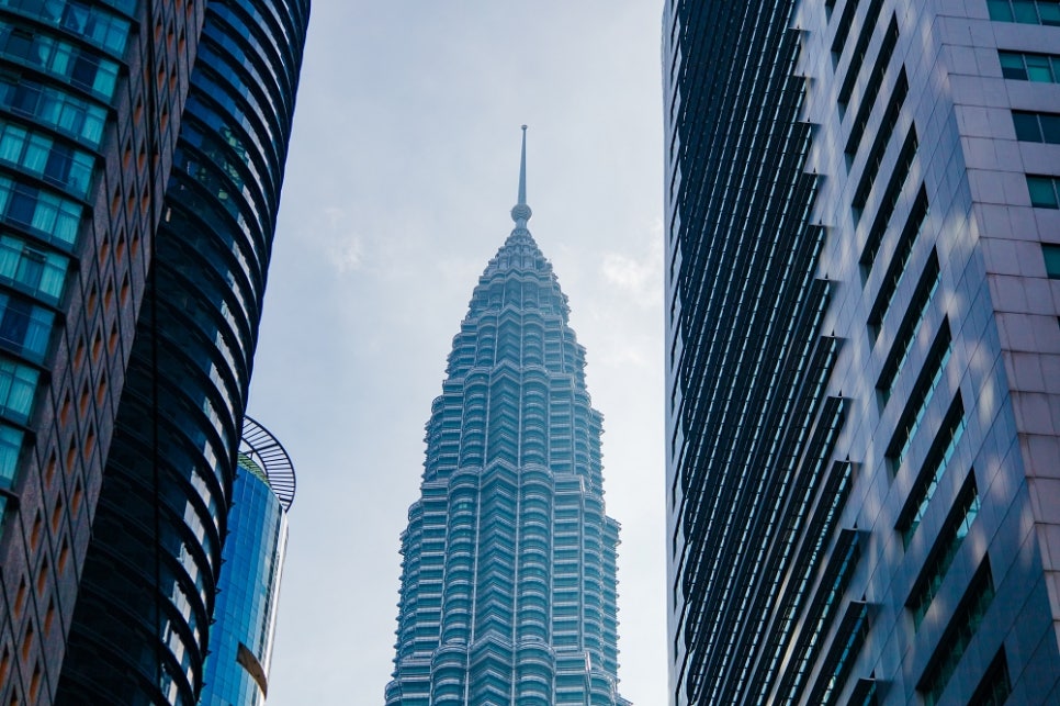 말레이시아 여행 쿠알라룸푸르 자유여행 가볼만한곳 페트로나스 트윈타워 쌍둥이빌딩 전망대 입장권 할인