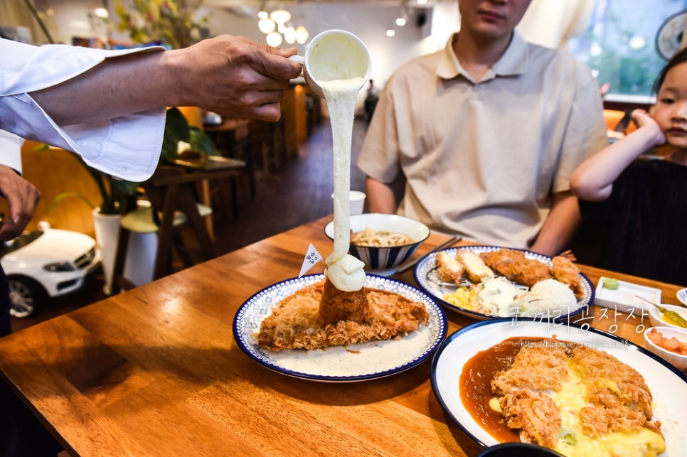 둔산동 갤러리아 맛집 아이랑 가볼만한 별달돈까스카페