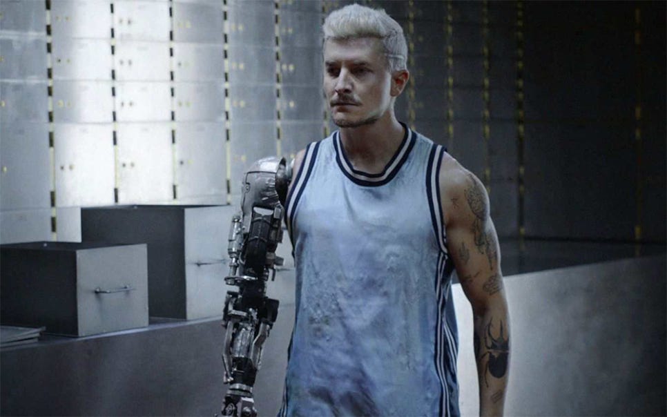 영화 바이오닉 정보 결말 해석 출연진, 존재이유를 찾아라(로봇신체 NIM, 가족애) Bionic Biônicos, 2024 넷플릭스
