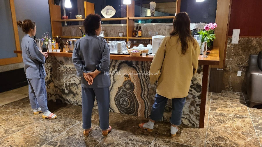 [엄마랑 딸셋 후쿠오카 여행 Day2] 벳푸 칸나와엔 온천욕 & 데판야끼 다카사키 코스