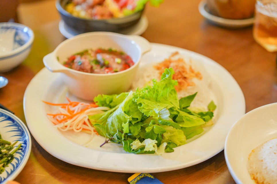 호이안 올드타운 맛집 베트남 음식 로컬 레스토랑 비엣응온(Viet Ngon)