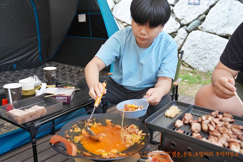 캠핑밀키트 신나는 부대찌개 빅마마만의 노하우가 담긴맛