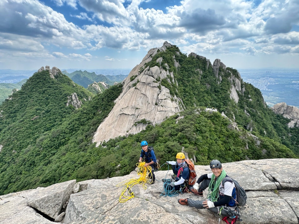 북한산 등산, 인수봉 대슬랩 & 인수B 크랙 등반