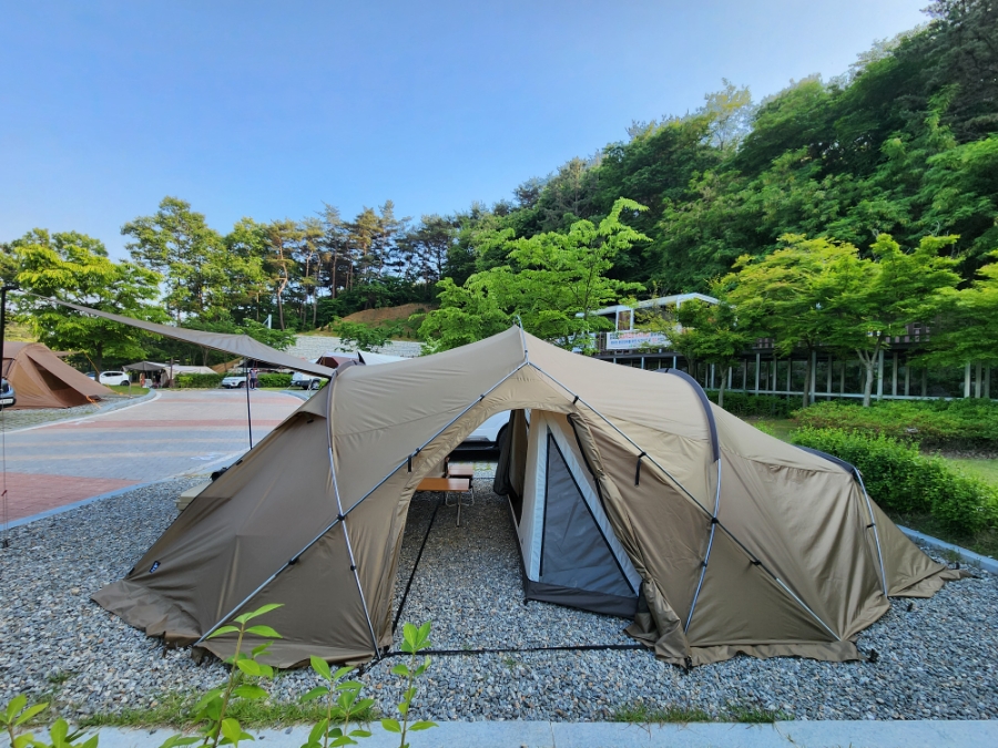 천안시 국민 여가 캠핑장 호수 뷰 경관 좋은 야영장