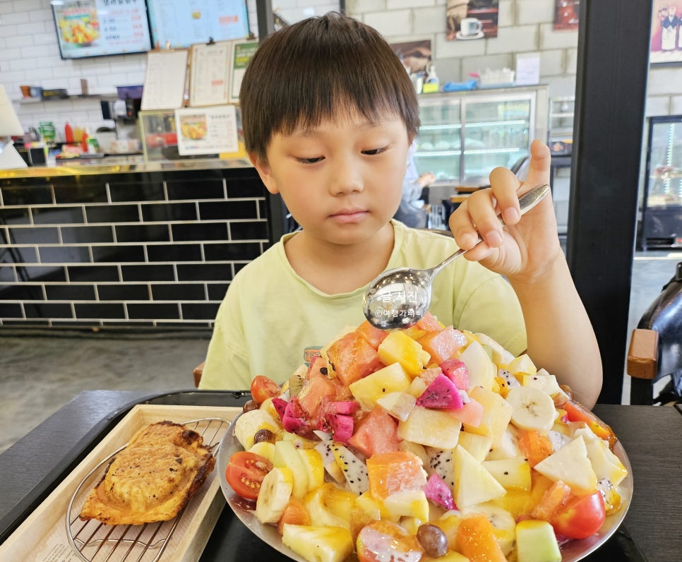 풍무동 맛집 생과일 폭탄빙수 스윗청프룻 풍무점  붕어빵도 맛있었어