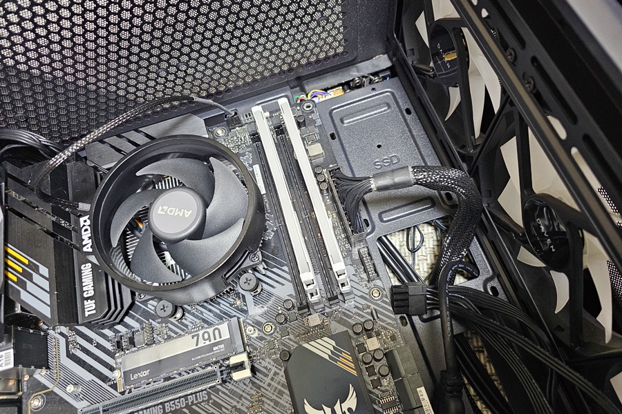 데스크탑 PC조립 라이젠 CPU 3300X AM4 메인보드 B550 조립식컴퓨터