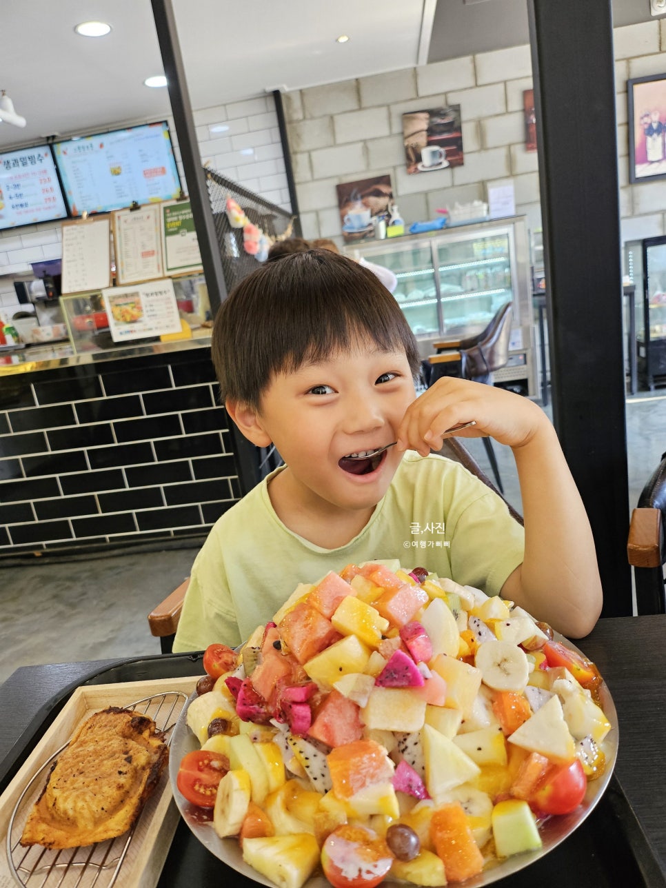 풍무동 맛집 생과일 폭탄빙수 스윗청프룻 풍무점  붕어빵도 맛있었어