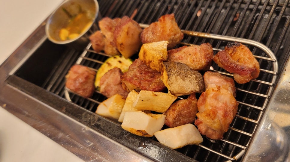 맛있으면 또간다 동신상회 가락점, 돼지고기 맛집 고기에 반하다