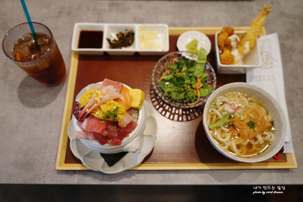 왕십리역사 맛집 스시도쿠 카미동 일본식 덮밥 카이센동