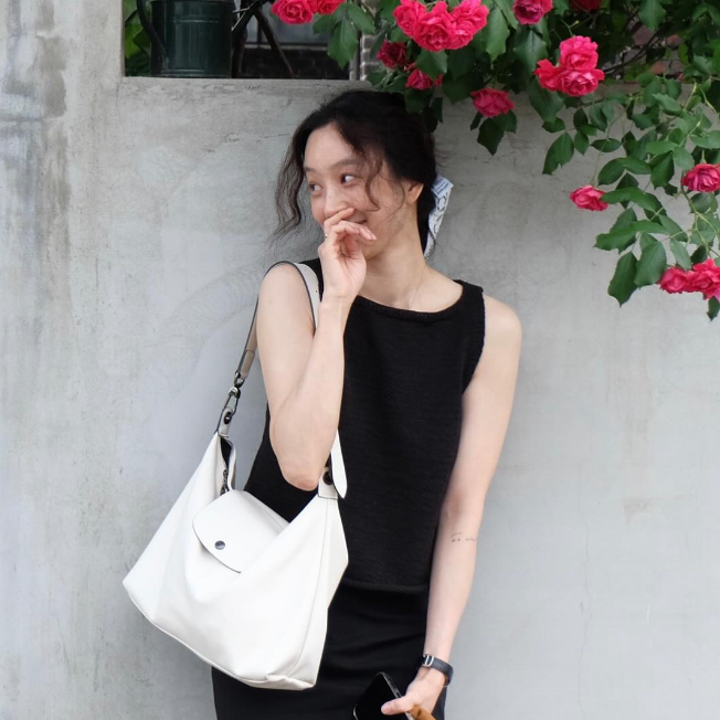 정려원 패션 연희동 난리난 연예인 롱샴 가방 숄더백 가격은?