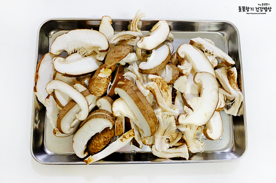 생 표고버섯볶음 표고버섯요리 가정식 반찬거리