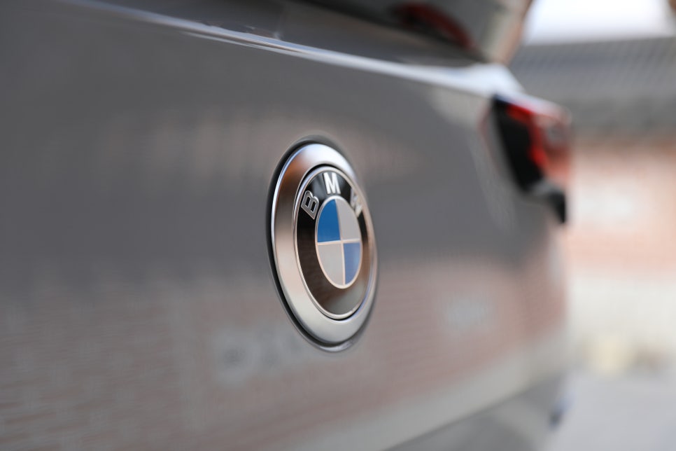 BMW X2 풀체인지 시승기, xDrive 20i M 스포츠 디자인 및 가격