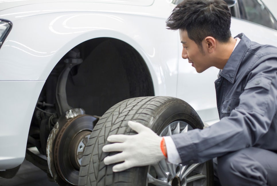 타이어 공기압으로 연비와 승차감 개선하는 법과 오토코스 주입기 추천