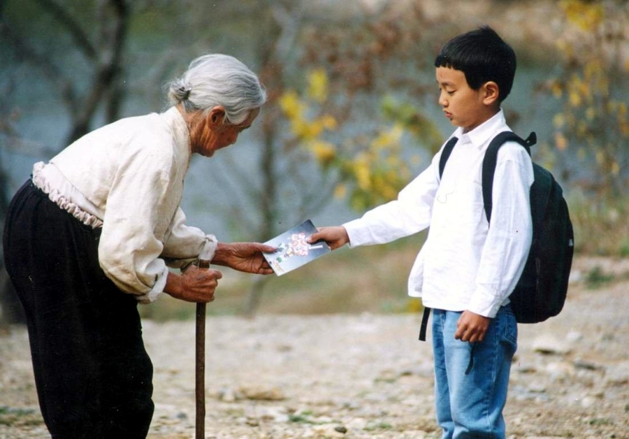 한국 영화 <집으로...> 정보와 출연진, 나이 어린 유승호의 2002년작 (관람평)