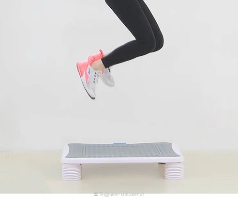 집에서할수있는유산소운동 점핑운동 점핑보드 점핑트램폴린