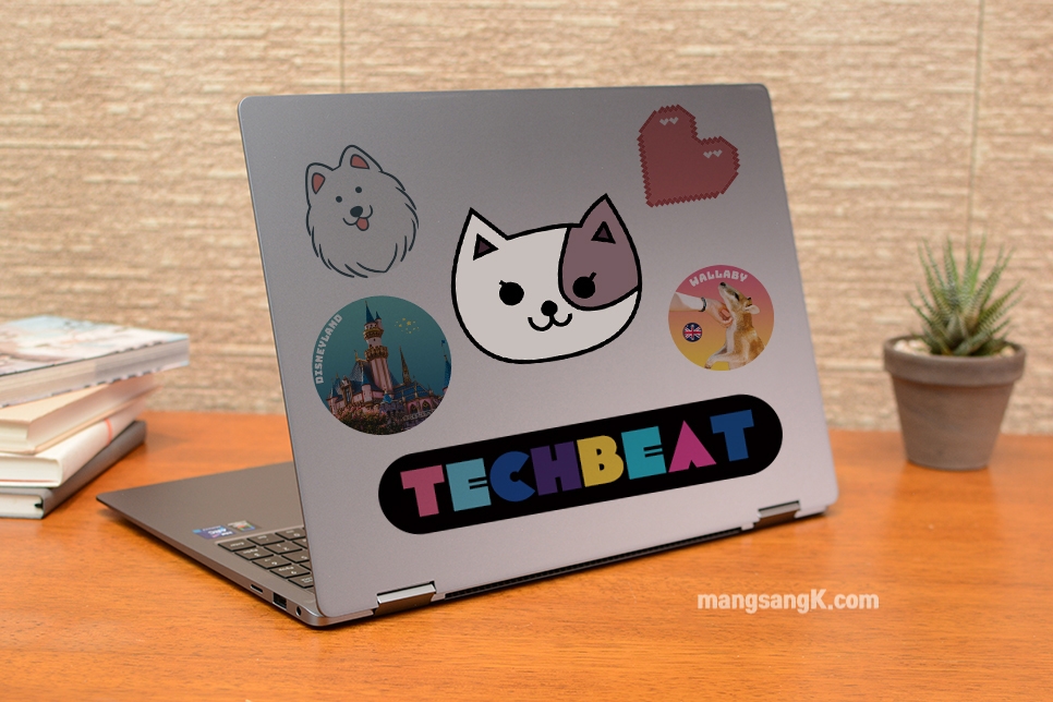 고양이 노트북 스티커 만들기 포토샵 펜툴 일러스트레이터 라이브 페인트로 쉽게 그리기