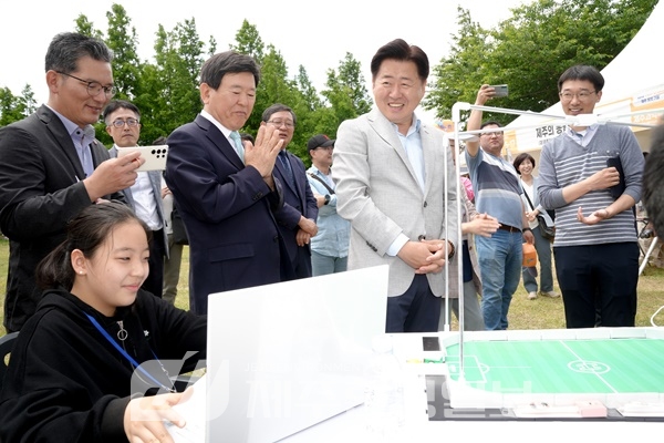 “어린 과학자의 꿈을 현실로”…제25회 제주과학축전 성황