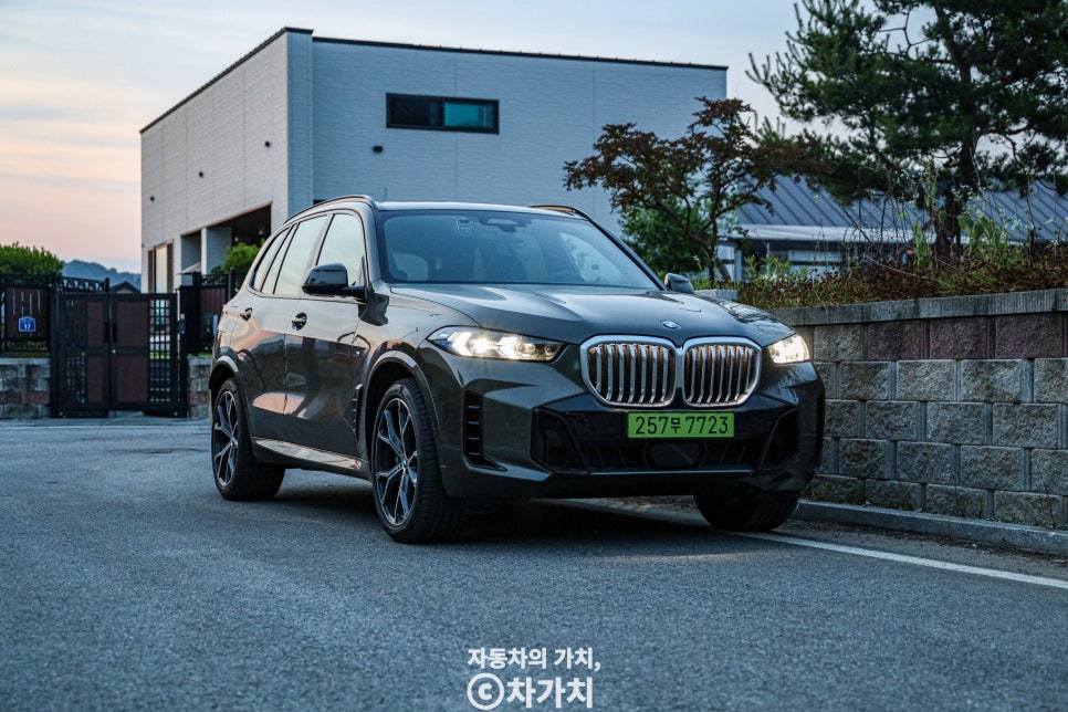 아빠들의 현실적 드림카, 2024 BMW X5 40i 페이스리프트 LCI로 상품성 업그레이드(ft. 프로모션)