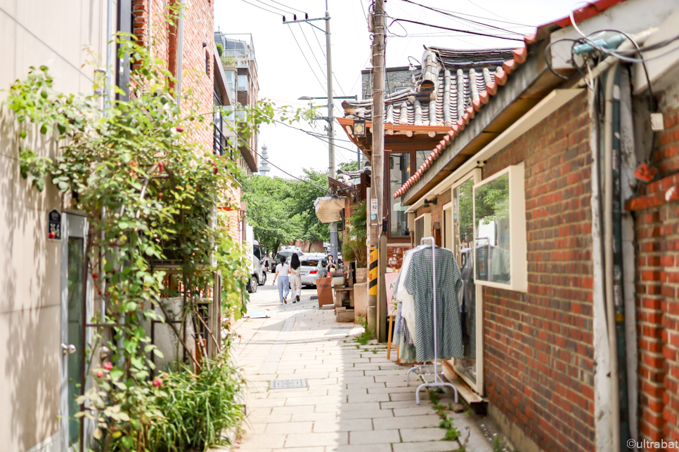 서울 가볼만한곳 강북 서촌 마을 데이트 재래 시장 투어 통인시장