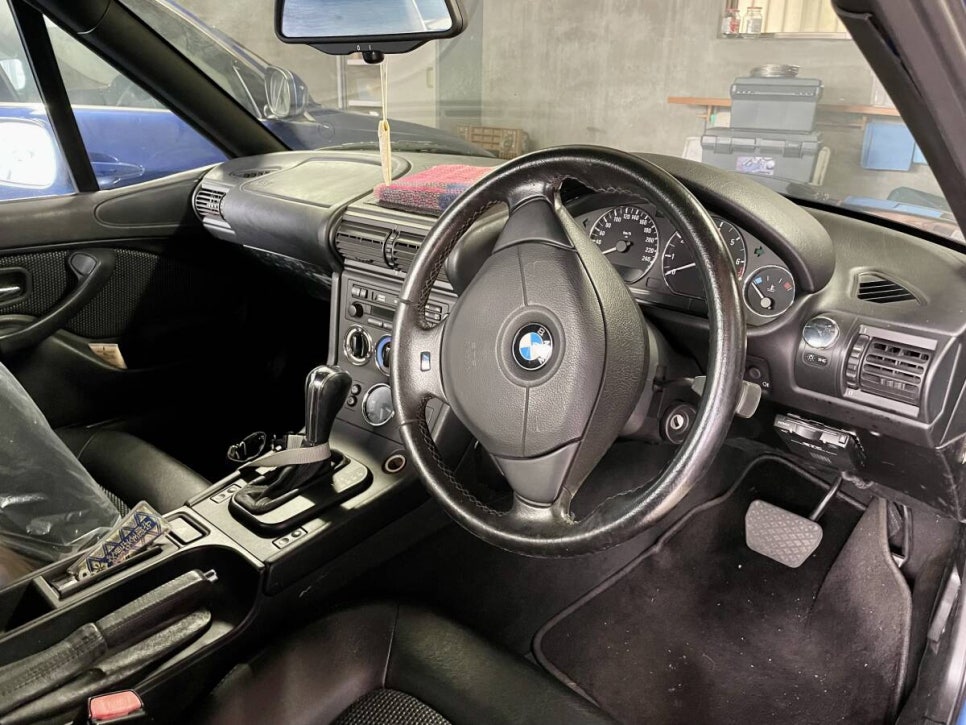 BMW Z3 2.2 얼마지?