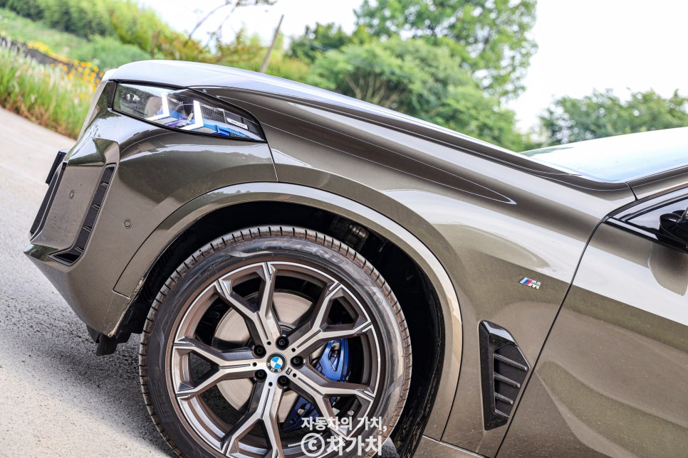 아빠들의 현실적 드림카, 2024 BMW X5 40i 페이스리프트 LCI로 상품성 업그레이드(ft. 프로모션)