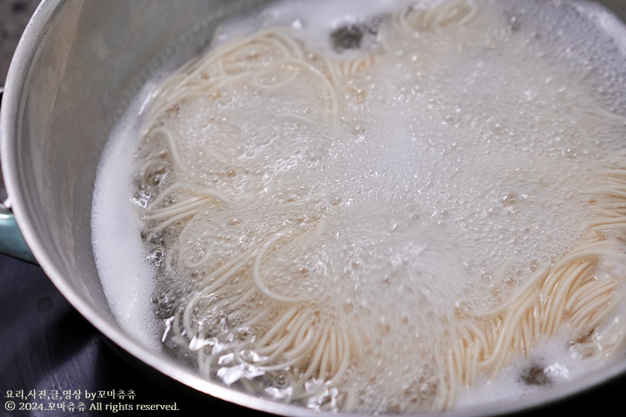 두부 콩국수 만들기 3분 콩국물 콩물 만들기 국수 삶는법