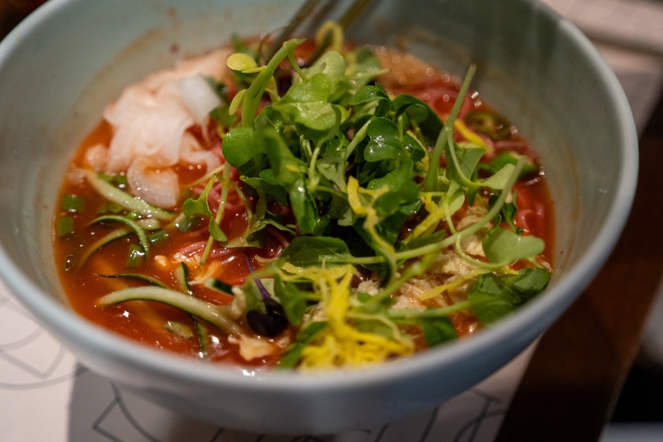 광화문역 수요미식회 맛집 사발 홍초계 냉국수 맛있어요